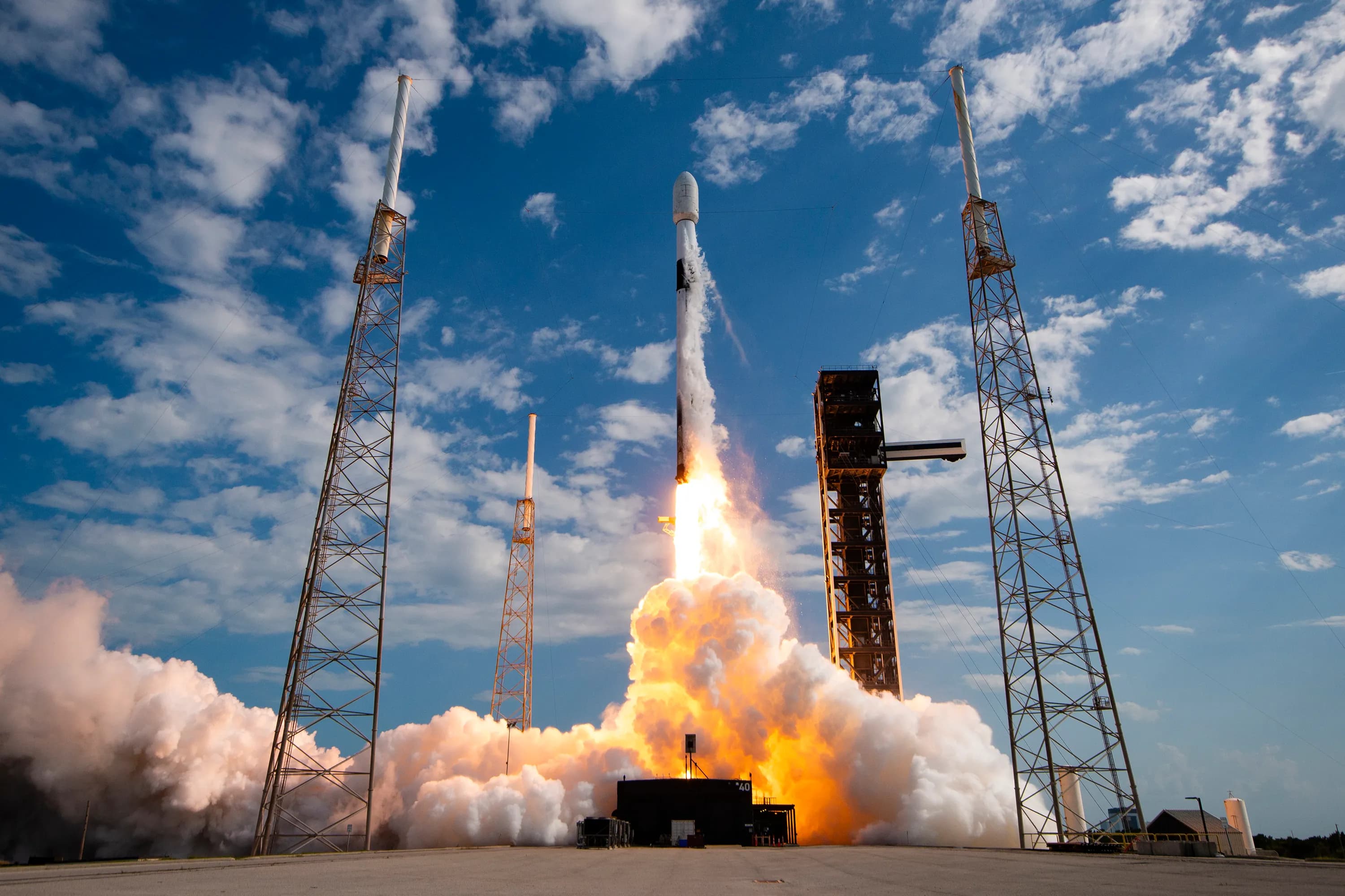 Robotic Servicing Mission Launches with NASA Support